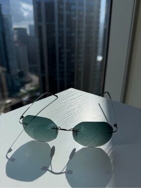 Women’s Rimless Sunglasses - Green Lenses